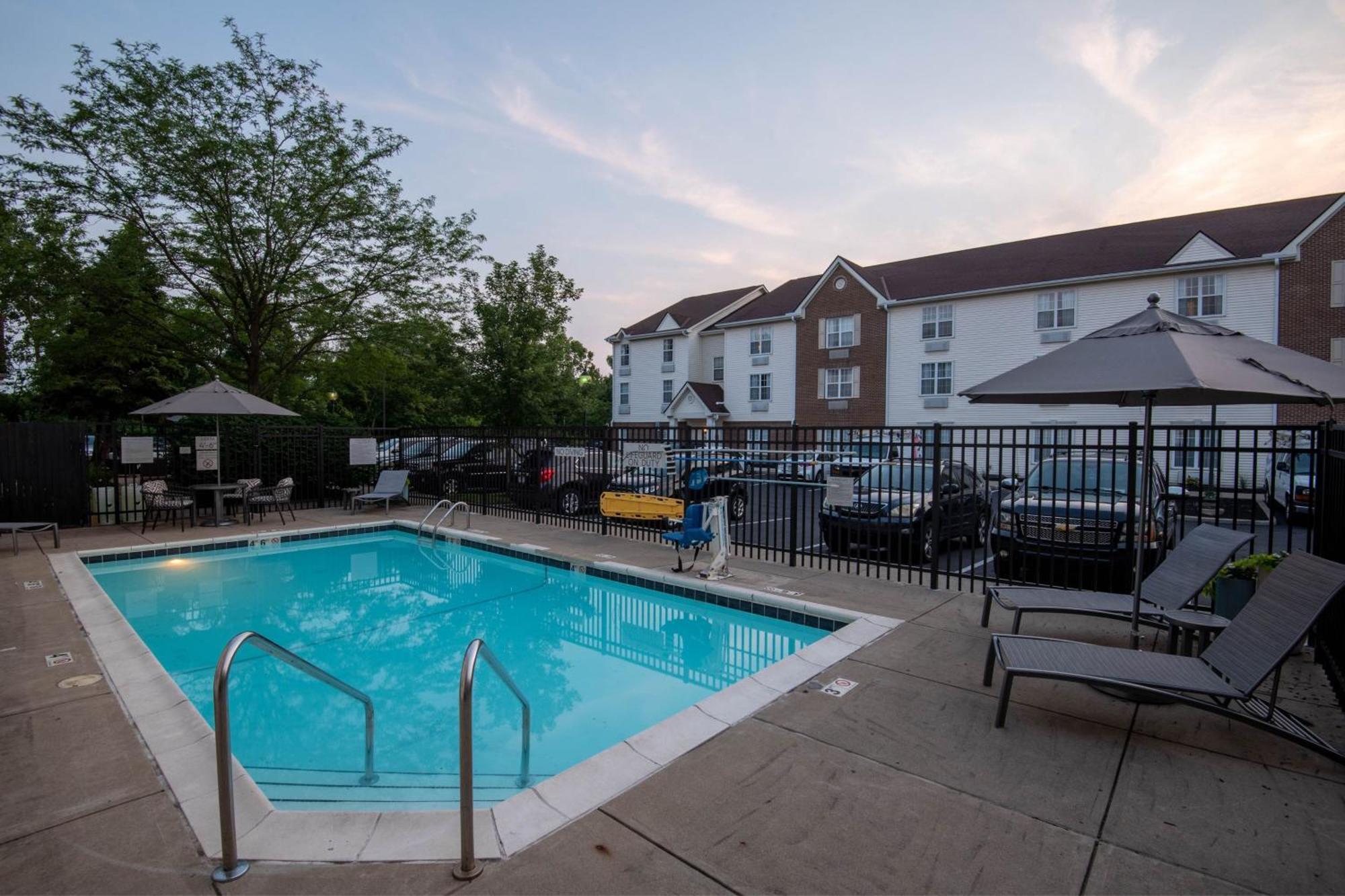 ทาวน์เพลซ สวีท โคลัมบัส แอร์พอร์ต กาฮันนา Hotel Gahanna ภายนอก รูปภาพ