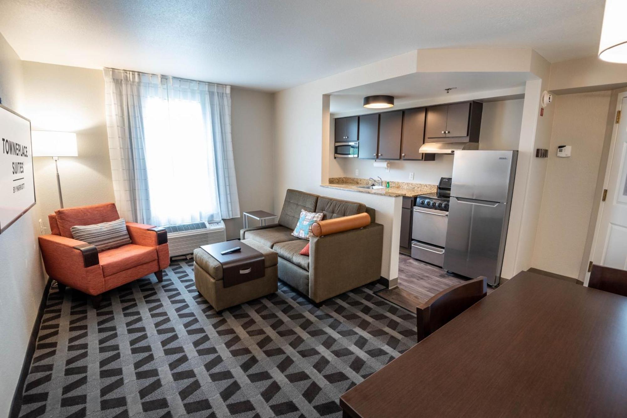 ทาวน์เพลซ สวีท โคลัมบัส แอร์พอร์ต กาฮันนา Hotel Gahanna ภายนอก รูปภาพ